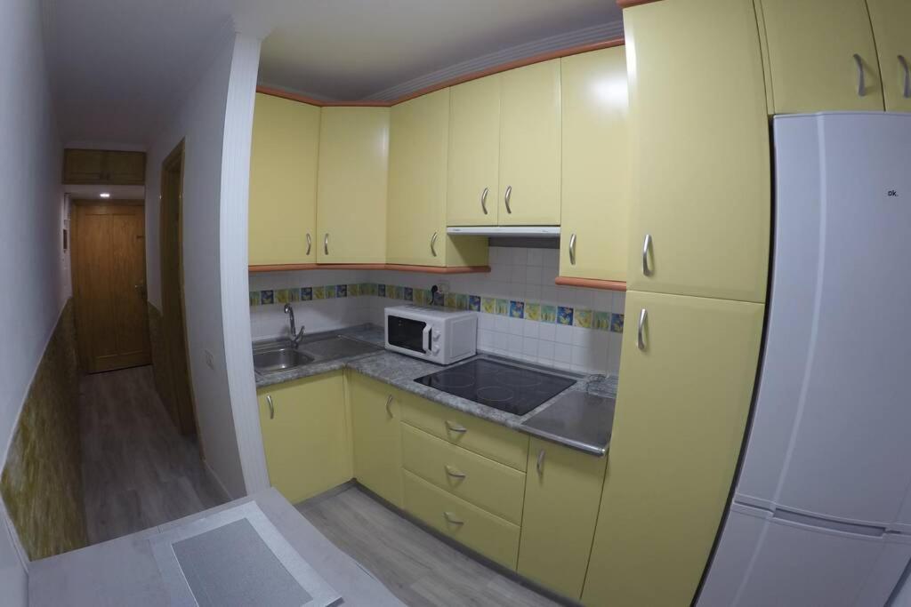 Studio Apartment La Lajilla Located At Beachfront Arguineguin Eksteriør billede